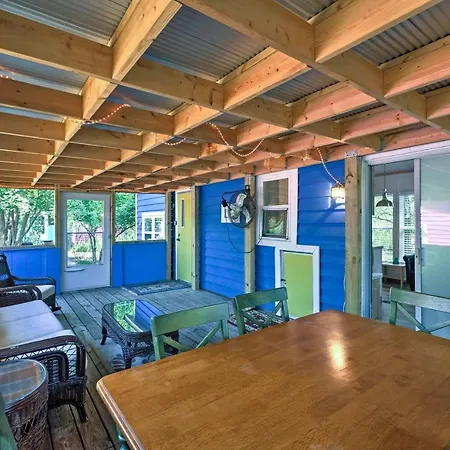 Middle Bass Island Home - Pool And Hot Tub Access!